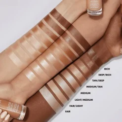 e.l.f. Halo Glow Liquid Filter 7 Deep/Rich