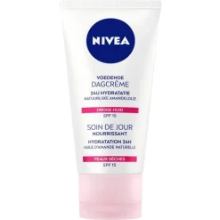 NIVEA Essentials +24h Voedende Dagcrème SPF15 50 ML