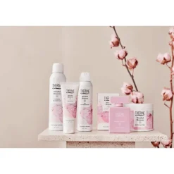 Therme Mindful Blossom Shower Scrub 200 ML